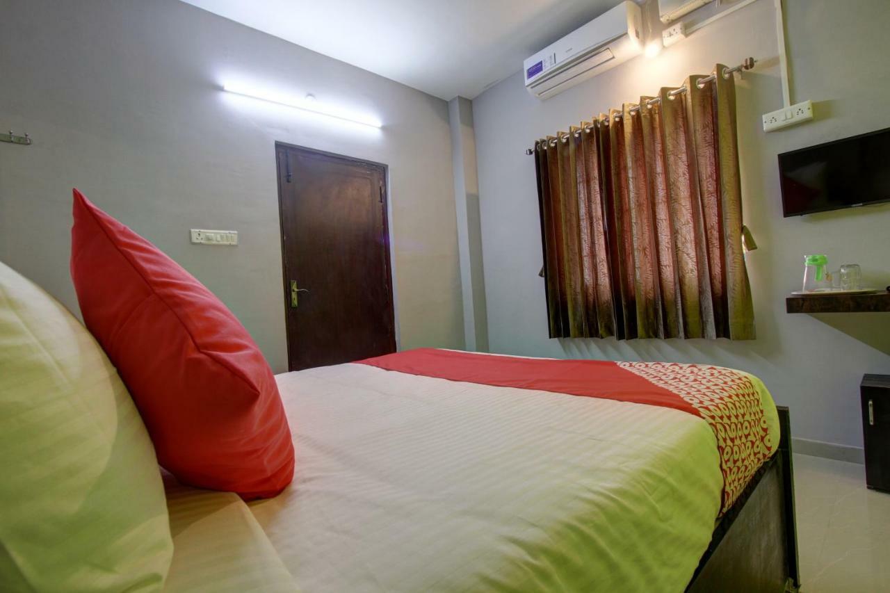 Oyo 30971 Gm Grande Otel Mudukarai Dış mekan fotoğraf