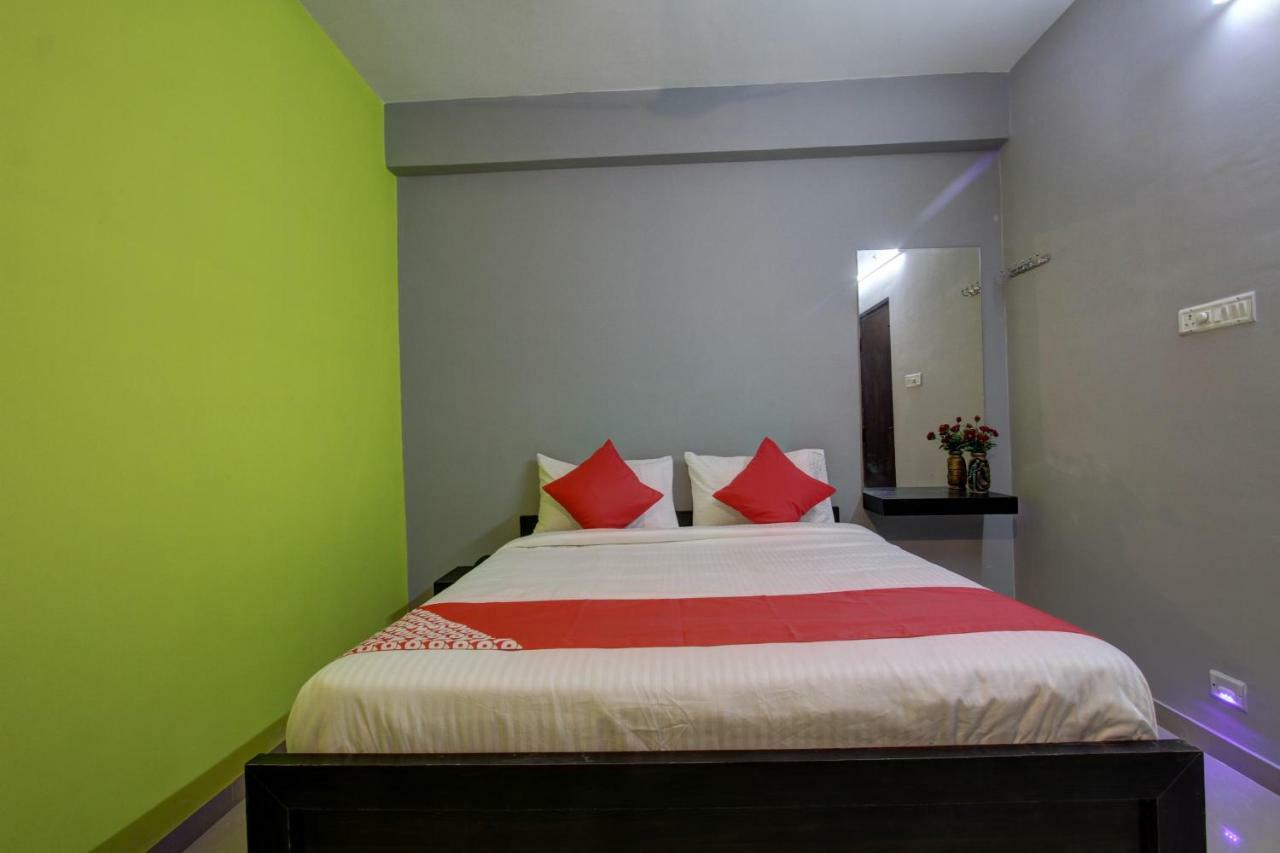 Oyo 30971 Gm Grande Otel Mudukarai Dış mekan fotoğraf